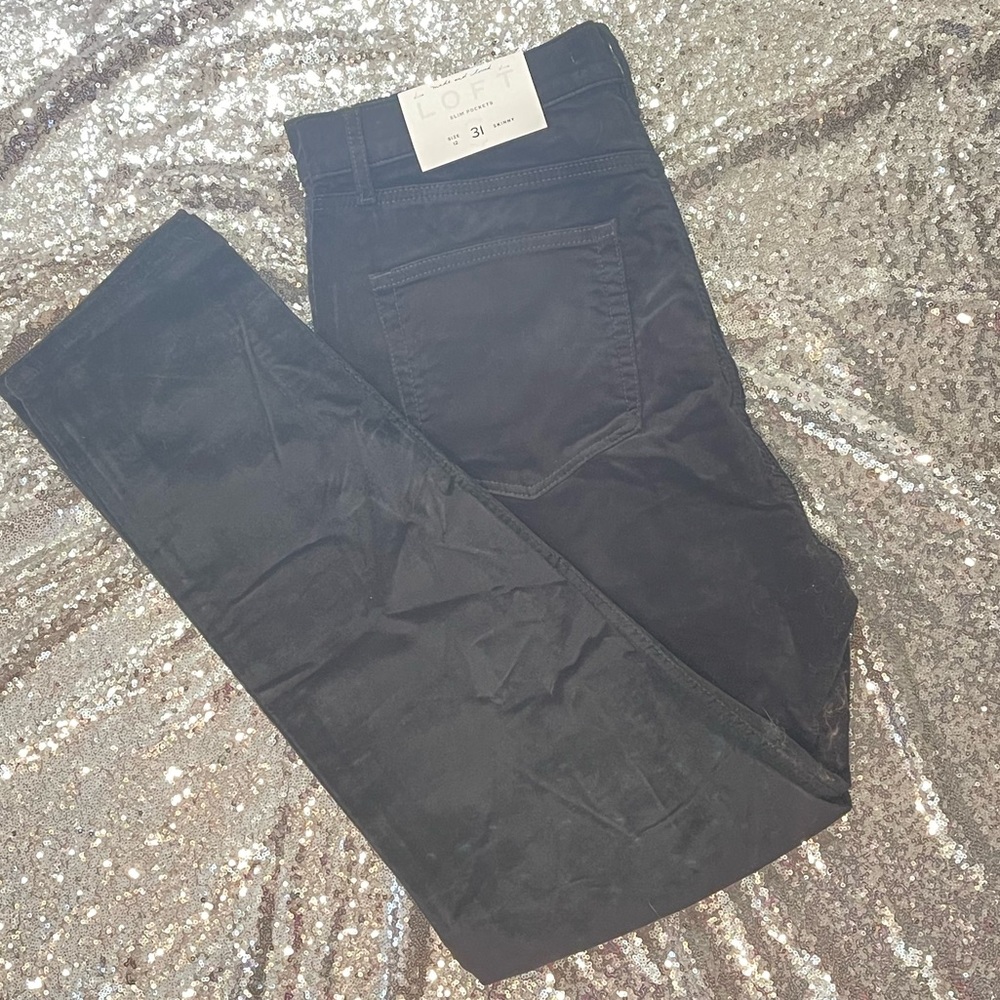 LOFT black velvet skinny pant. Sz 12 BNWT